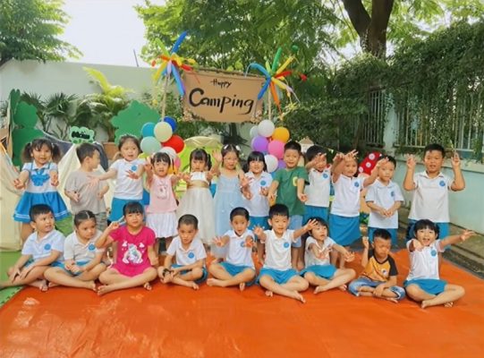 Nhìn lại những khoảnh khắc đáng yêu tại hội trại Summer Camp & Happy Birthday Tháng 8